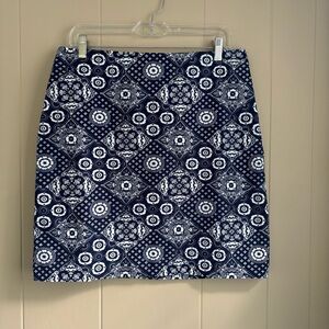 Talbots Navy & White Floral Flat Front Lined Straight Pencil Knee Skirt. Size 8